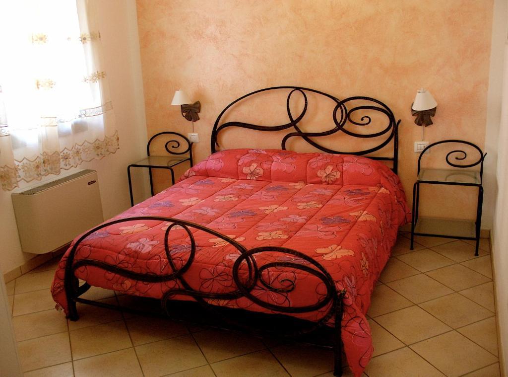 Agriturismo Ca' Isotta Castello di Serravalle المظهر الخارجي الصورة