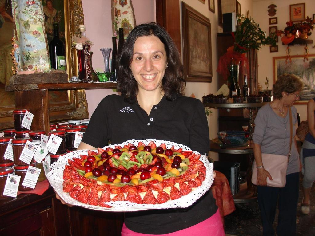 Agriturismo Ca' Isotta Castello di Serravalle المظهر الخارجي الصورة